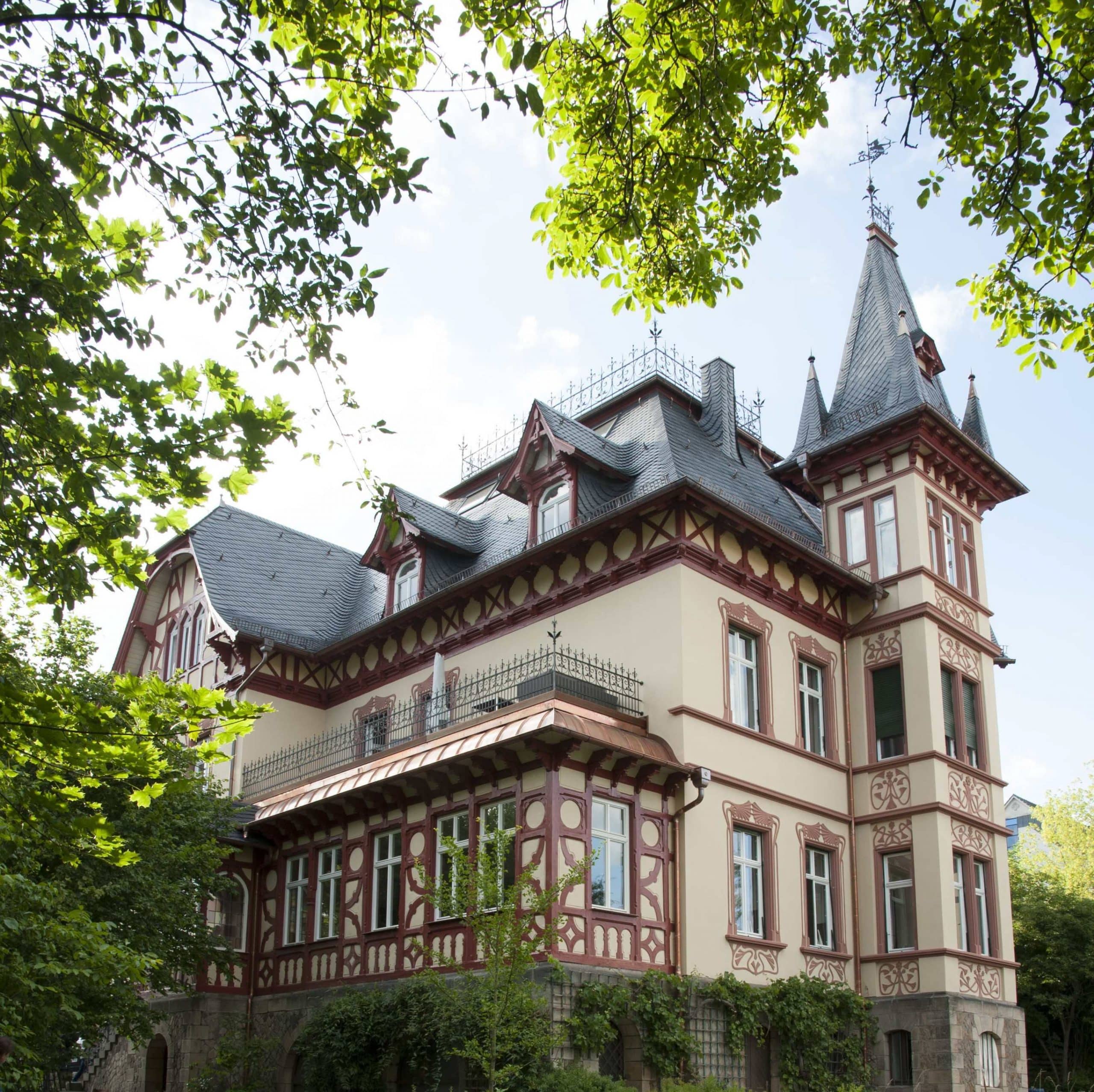 Die Villa Wegener in Fulda erhielt 2014 beim Bundespreis für Handwerk in der Denkmalpflege Hessen den ersten Preis. Foto: M.-L. Preiss/Deutsche Stiftung Denkmalschutz